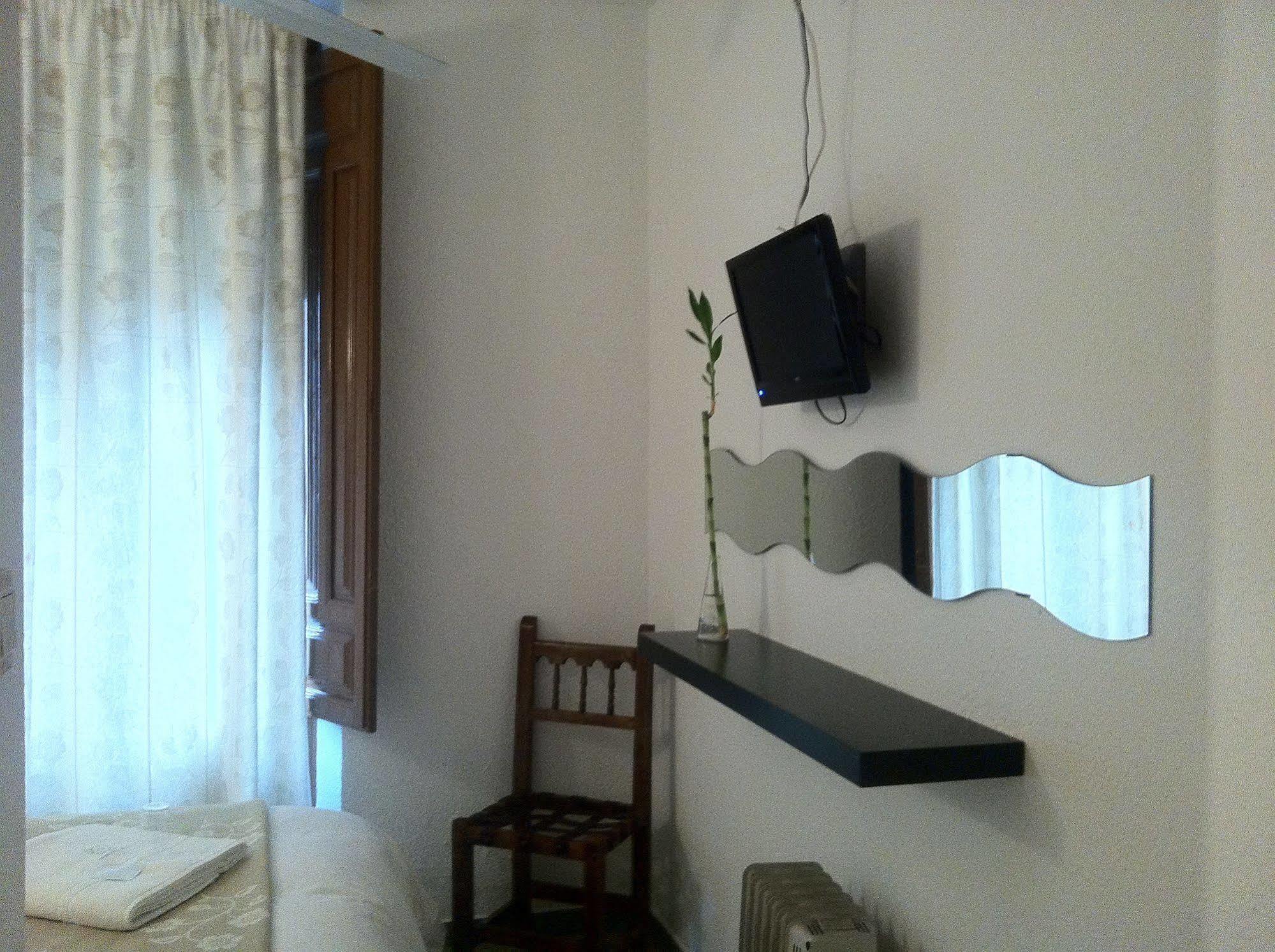 Pension Atlantida Granada Eksteriør billede